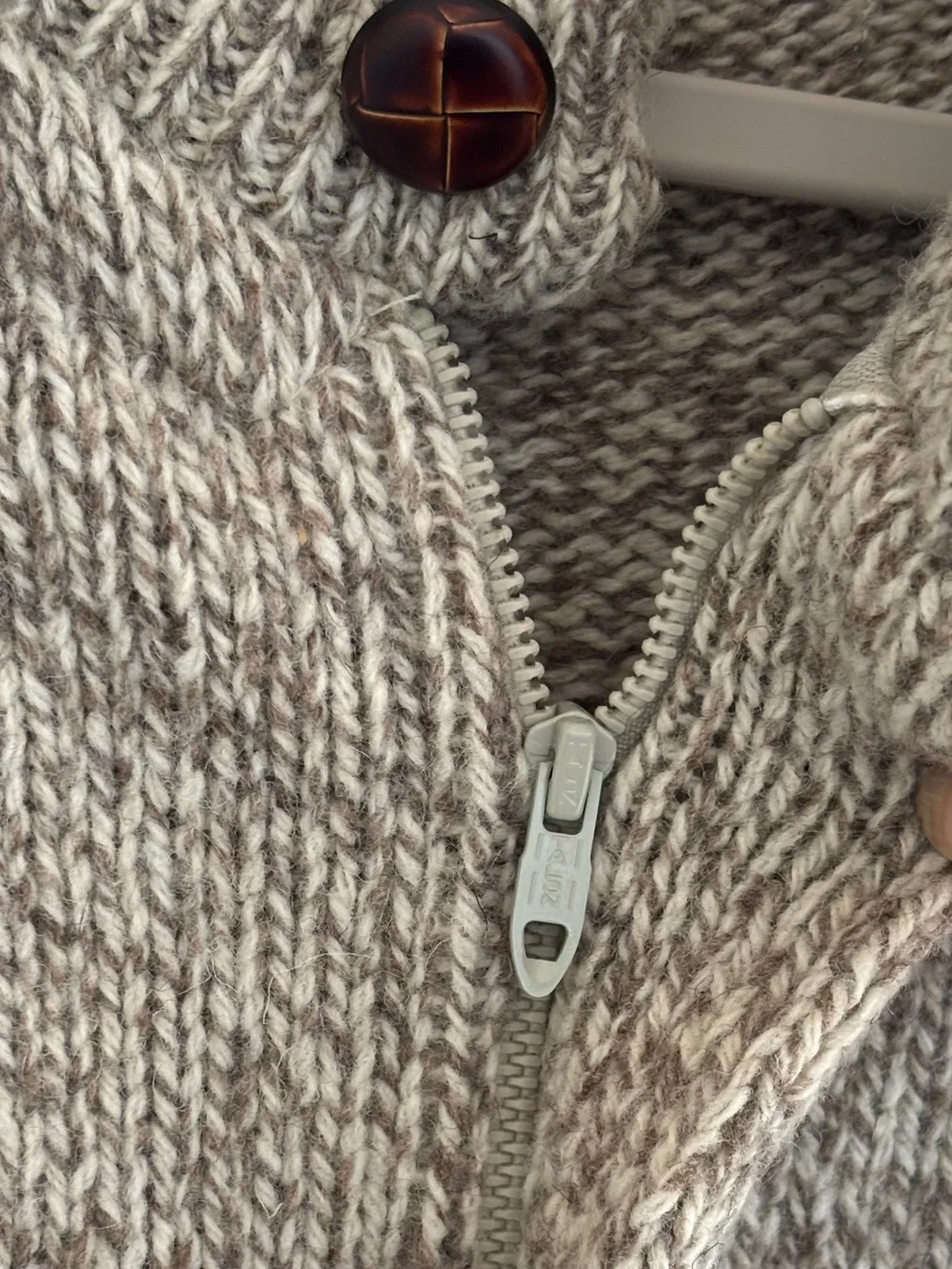 Oakbrook Vintage Heather Tan & Cream Heavy Knit Mock Neck Sweater Men’s Size XL